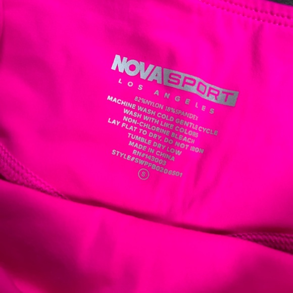 Hot pink workout set - Picture 5 of 6